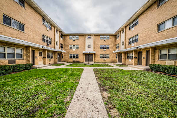 8100 S Drexel Ave property